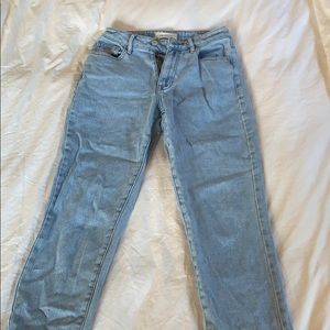 Pacsun mom jean (medium/light wash)